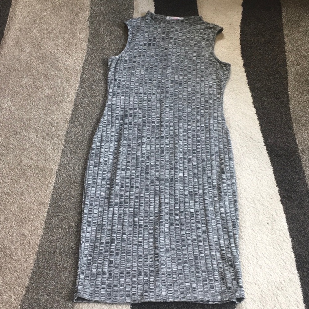 😎 Sleeveless stretchy sweater dress size Large